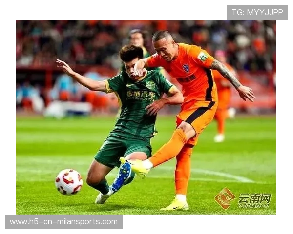 云南玉昆边路速度优势明显，每次带球都极具威胁