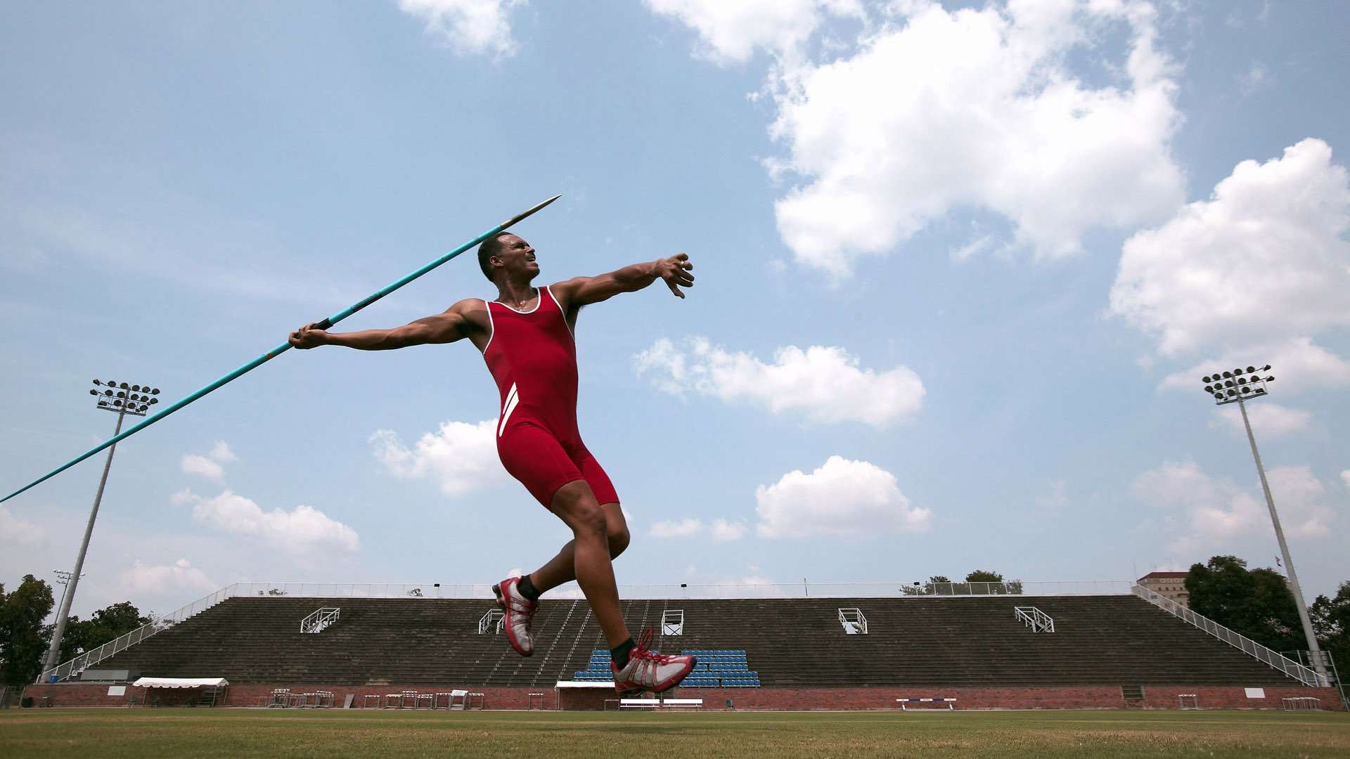 天府新区：湖滨赛场点燃全民运动热情，淮南未来高铁线路规划